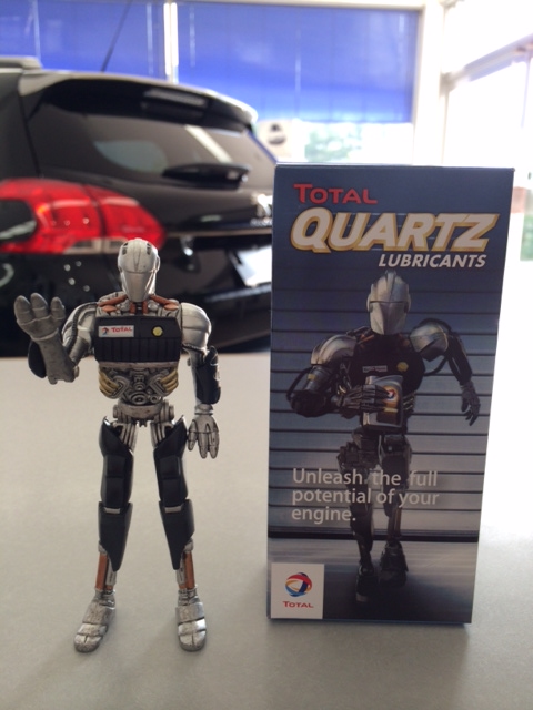 QUARTZ ROBOT クオーツロボ　プレゼント！！