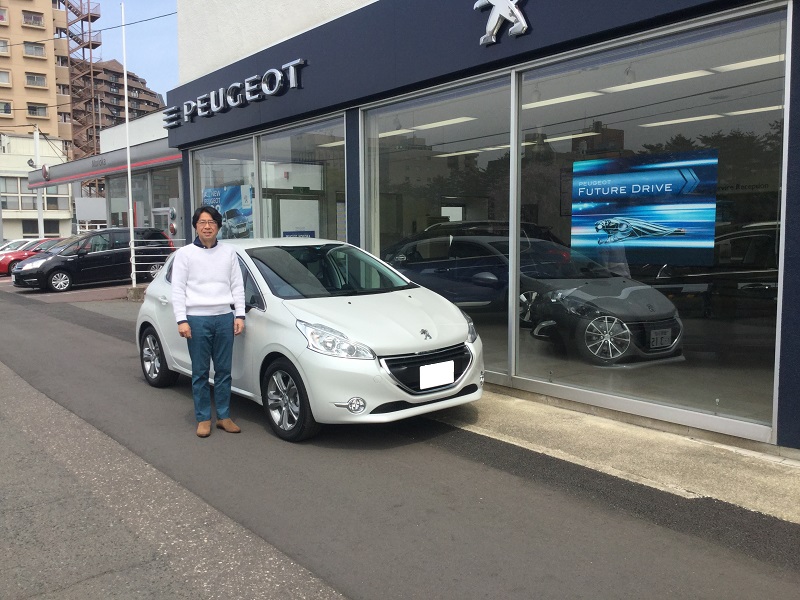 208サテンホワイトご納車
