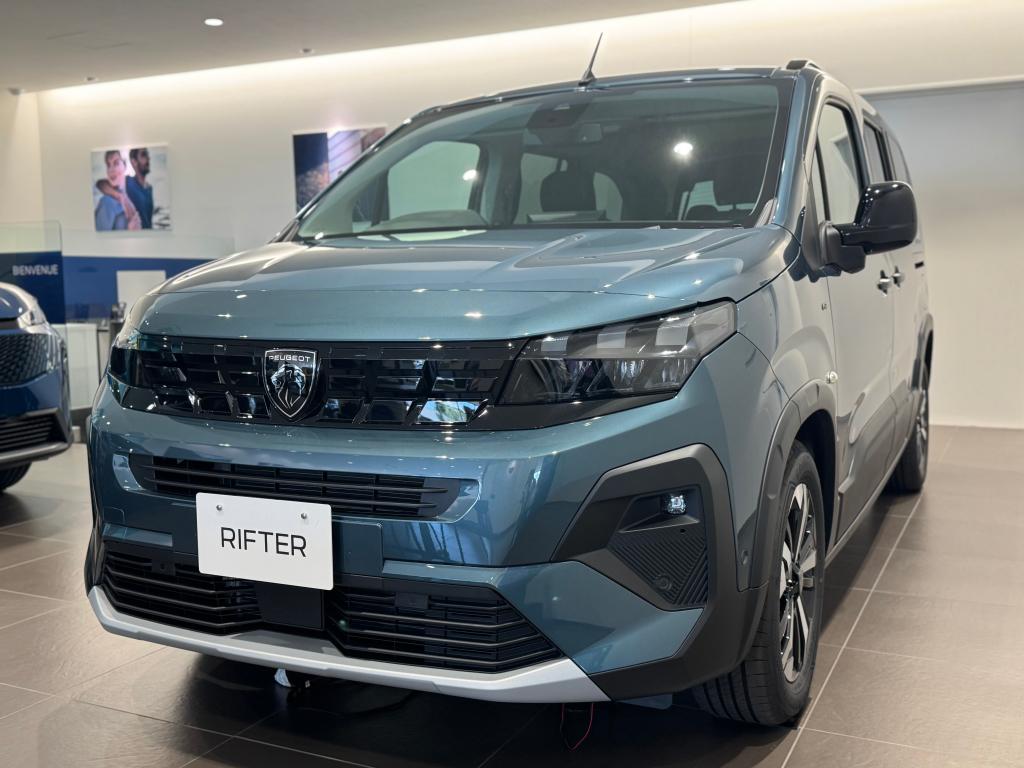 大人気の”RIFTR LONG GT”に【Kiama Blue】を纏った特別仕様車が登場！！
