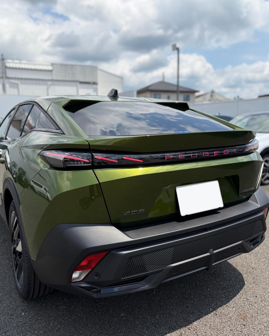 【NEW 408 GT HYBRID登場🎉】